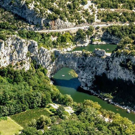 2 Chambres Evasion Ardechoise Villeneuve-de-Berg Εξωτερικό φωτογραφία